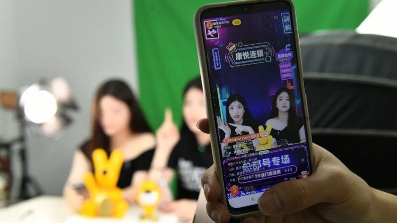 揭秘上海育儿嫂代理加盟：加盟条件与行业洞察